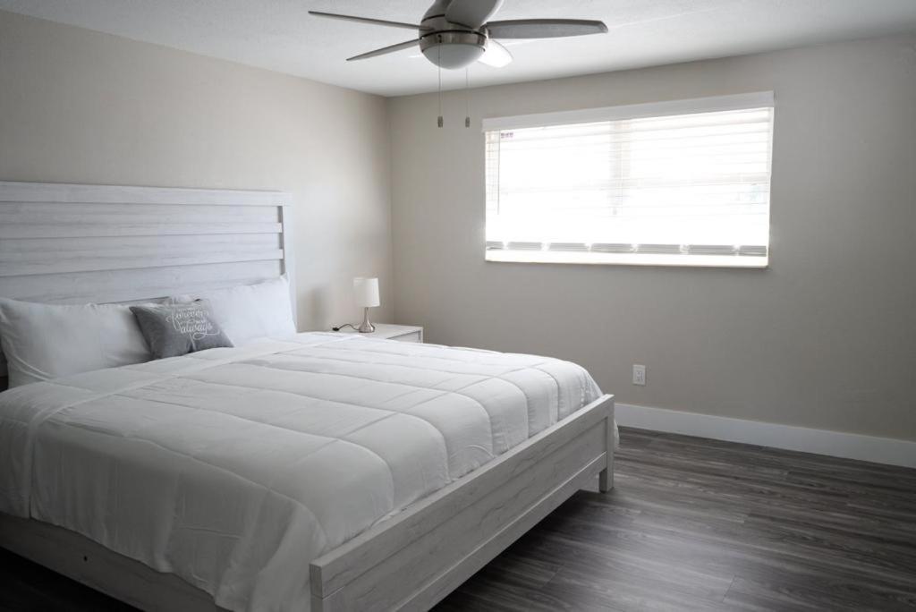 Villa Hosting New Tampa Exterior foto